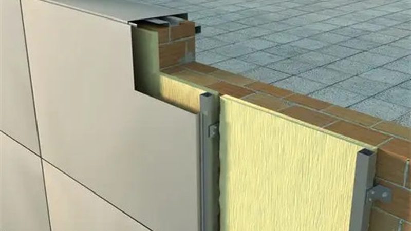 小标题：顶板防水施工公司选择要点